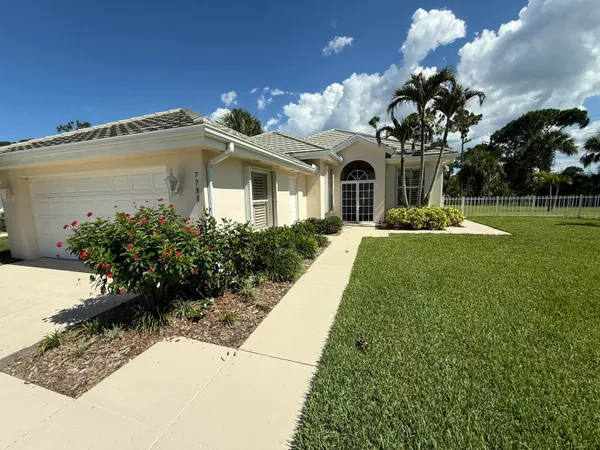 $599,000 | 7780 Southeast Needle Palm Circle, Hobe Sound, FL 33455