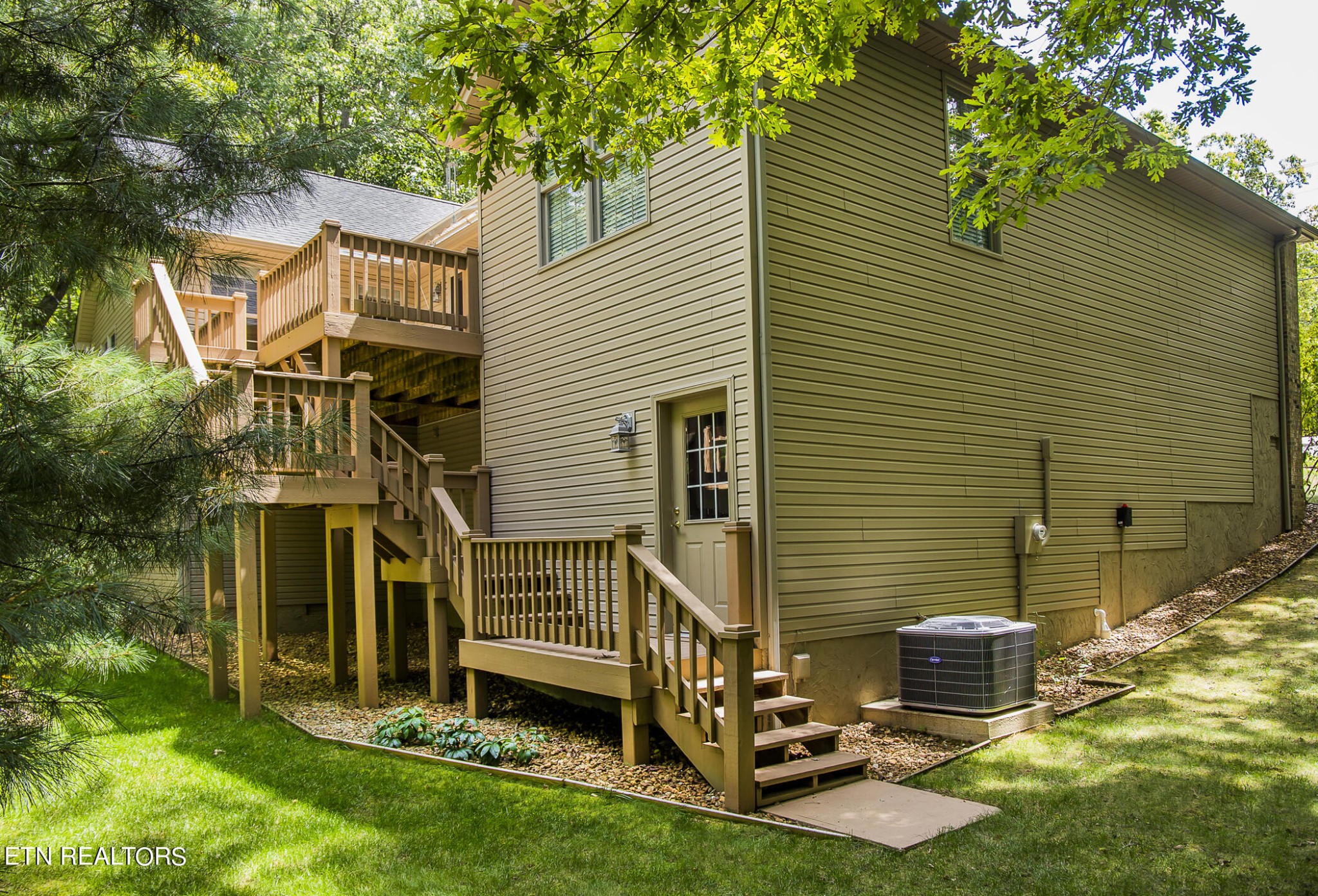 247 Rotherham Drive Crossville, TN 38558 - Photo 11 of 58 Gallery Image 11
