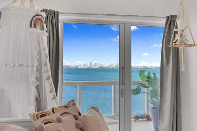 a view of a backyard with plants