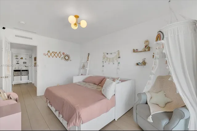 a view of a multi story building