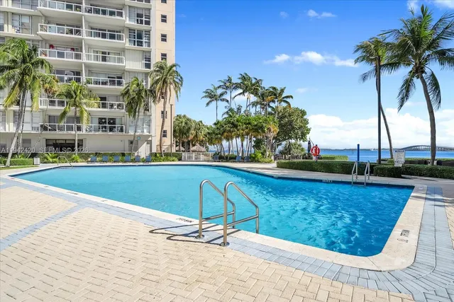 $1,200,000 | 2451 Brickell Avenue, Unit 17D, Miami, FL 33129