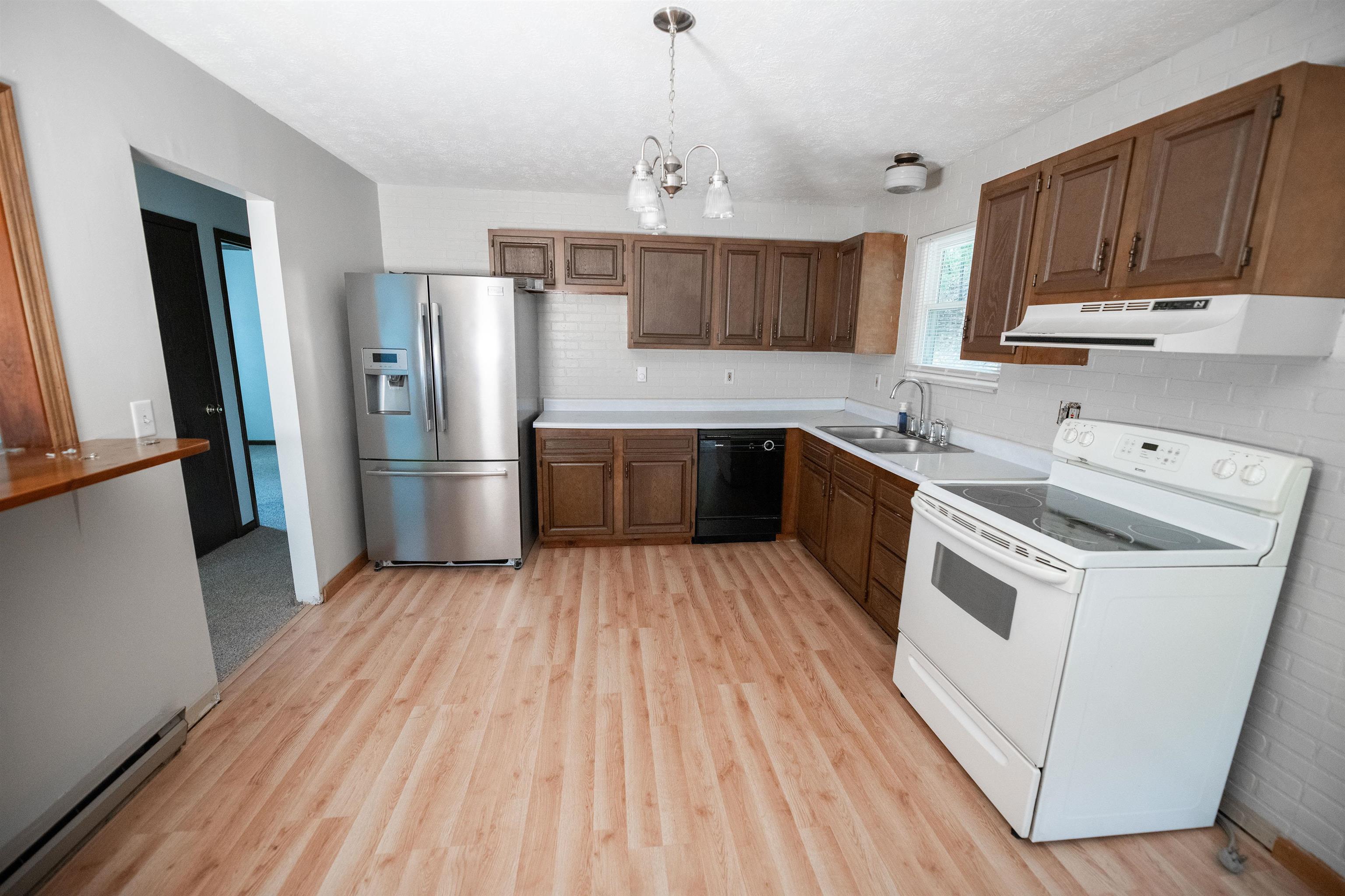 3032 Wilson Road Barboursville, WV 25504 - Photo 7 of 14 Gallery Image 7