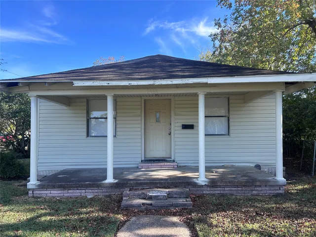 $1,395 | 1648 West Rev Dr Ransom Howard Street, Port Arthur, TX 77640