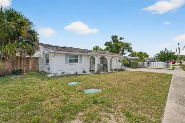 $3,500 | 5312 Flora Avenue, Holiday, FL 34690