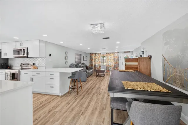 $3,500 | 5312 Flora Avenue, Holiday, FL 34690