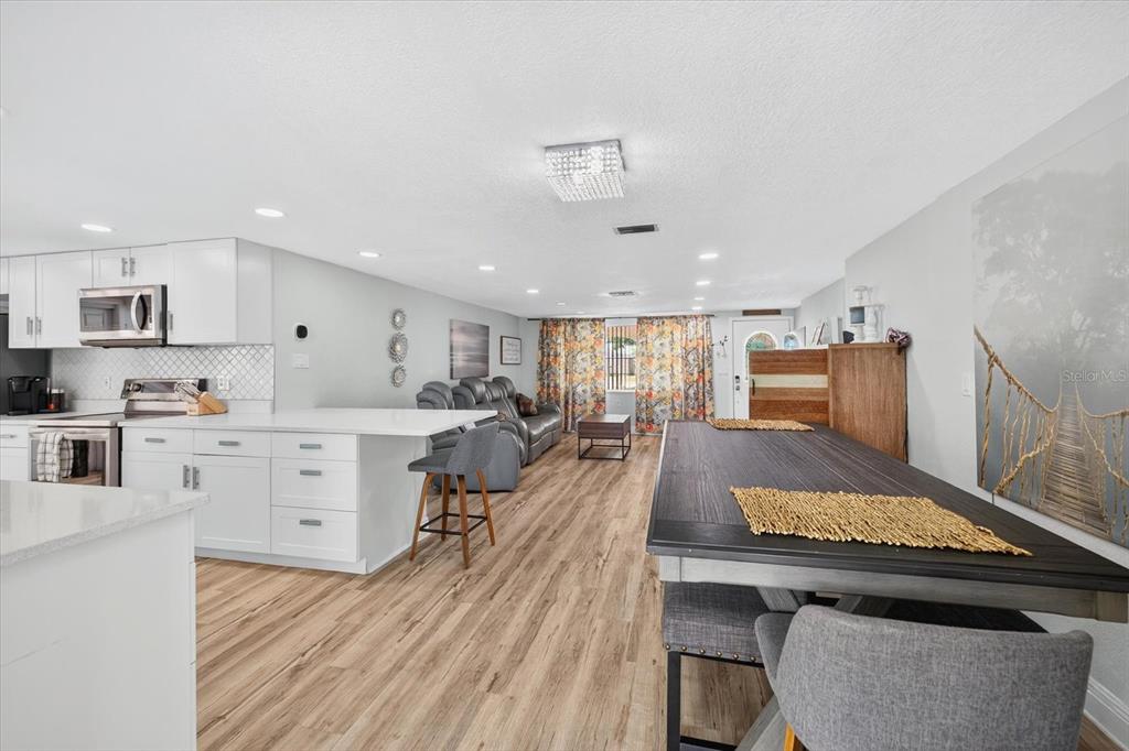 5312 Flora Avenue Holiday, FL 34690 - Photo 9 of 60