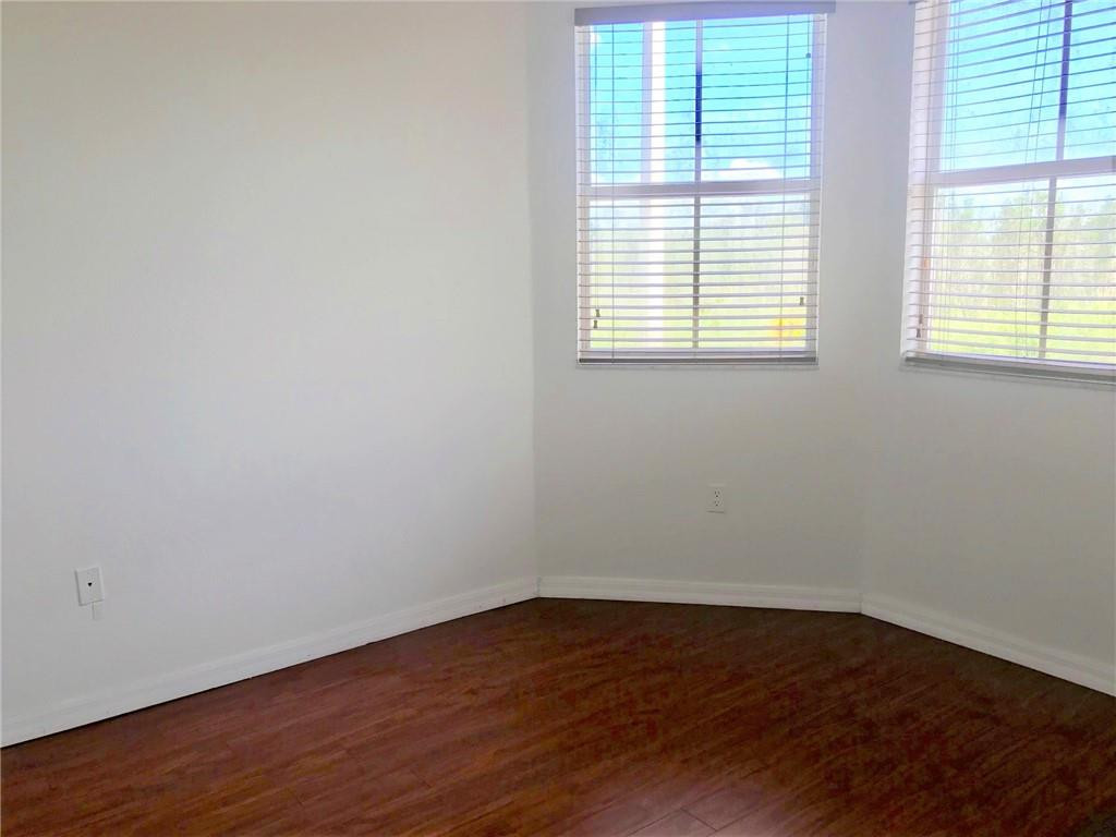 16668 Southwest 54th Street Miami, FL 33185 - Photo 9 of 13 Photo 9