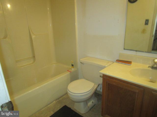 108 Buttonwoods Road Elkton, MD 21921 - Photo 5 of 7 2nd Floor Bathroom