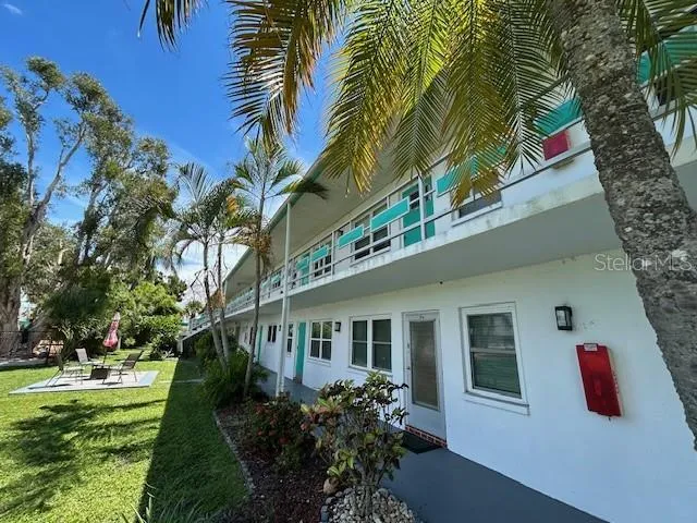 a front view of house with yard