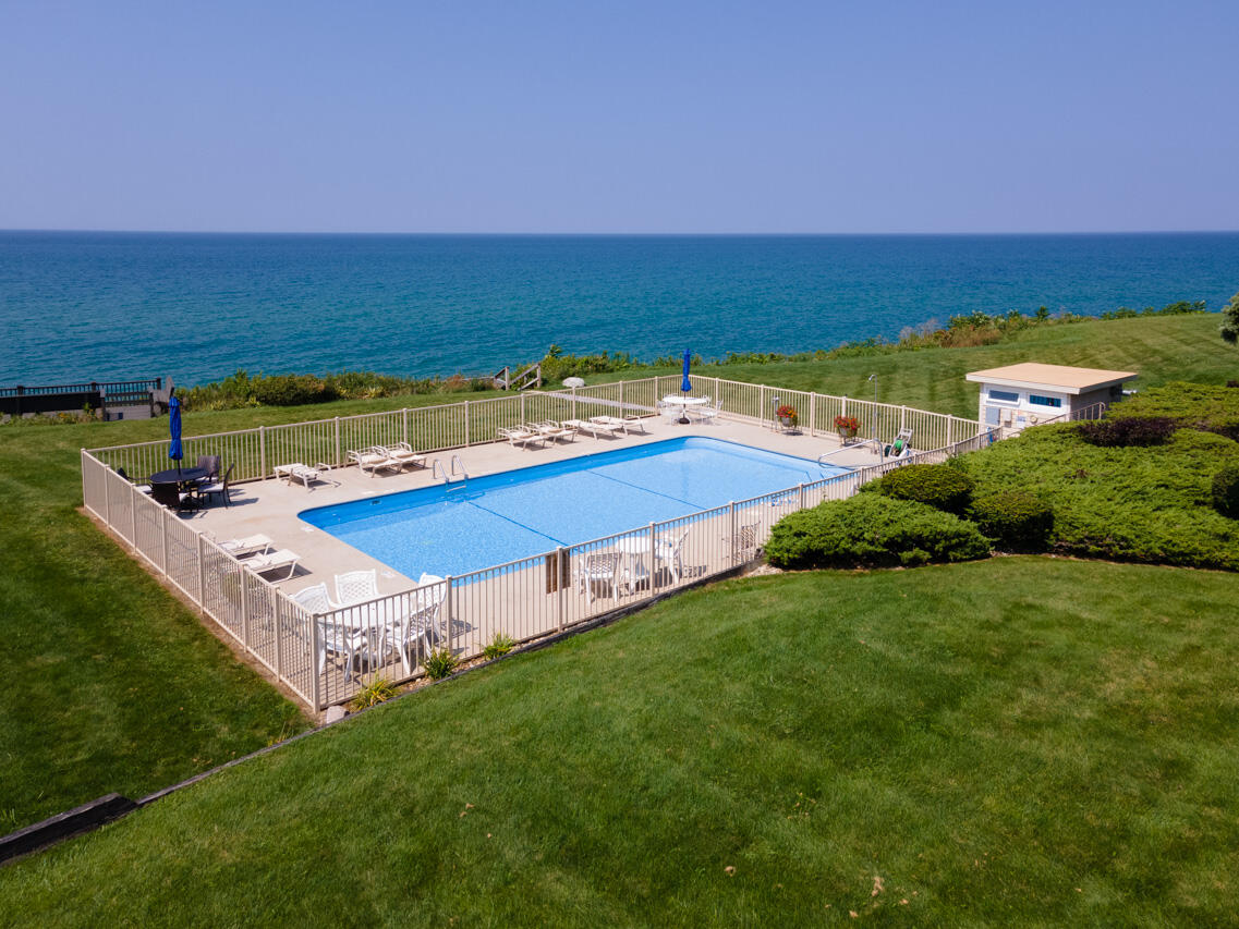 4150 Ridge Rd Unit 18-21