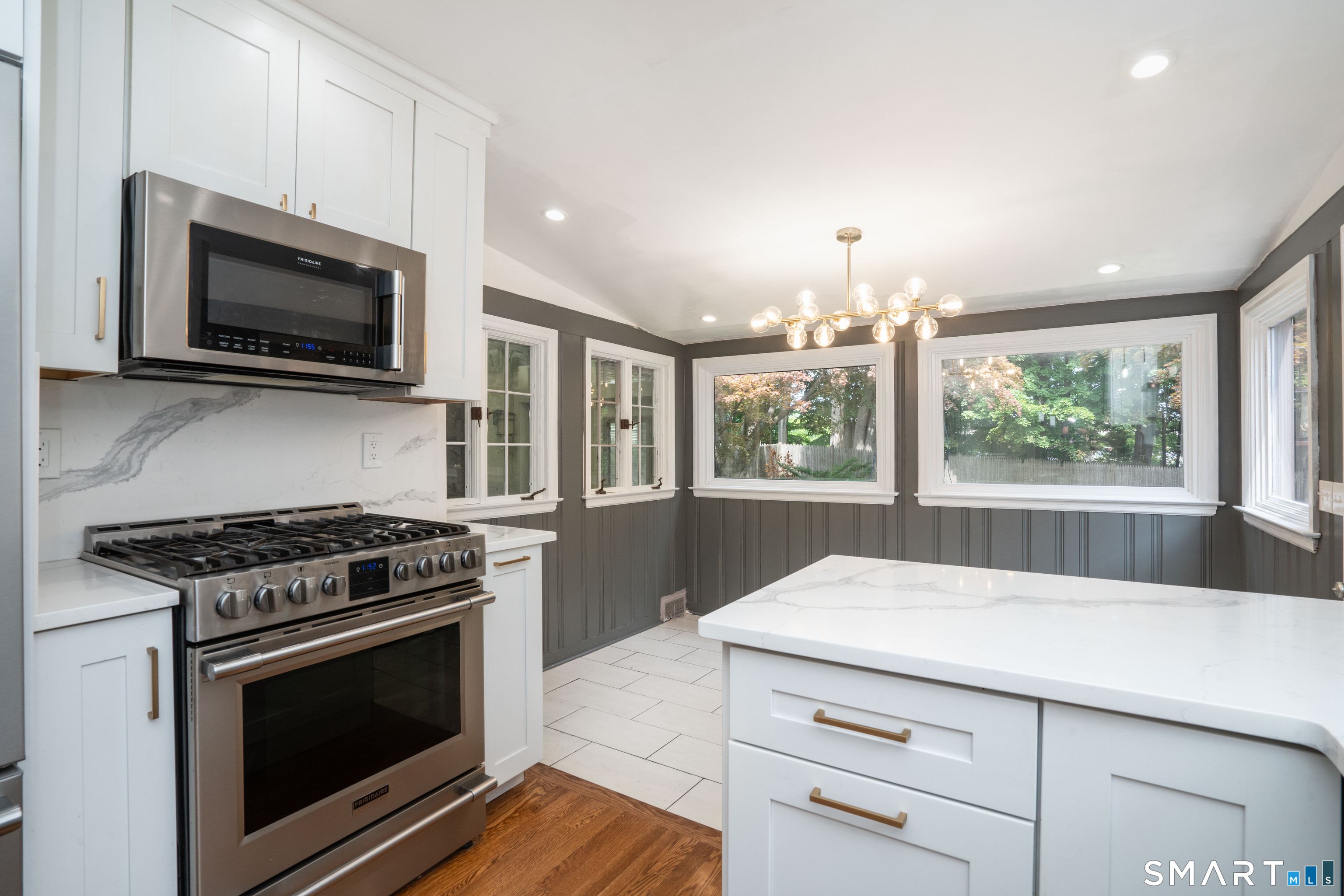 144 Haynes Road West Hartford, CT 06117 - Photo 24 of 32 Gallery Image 24