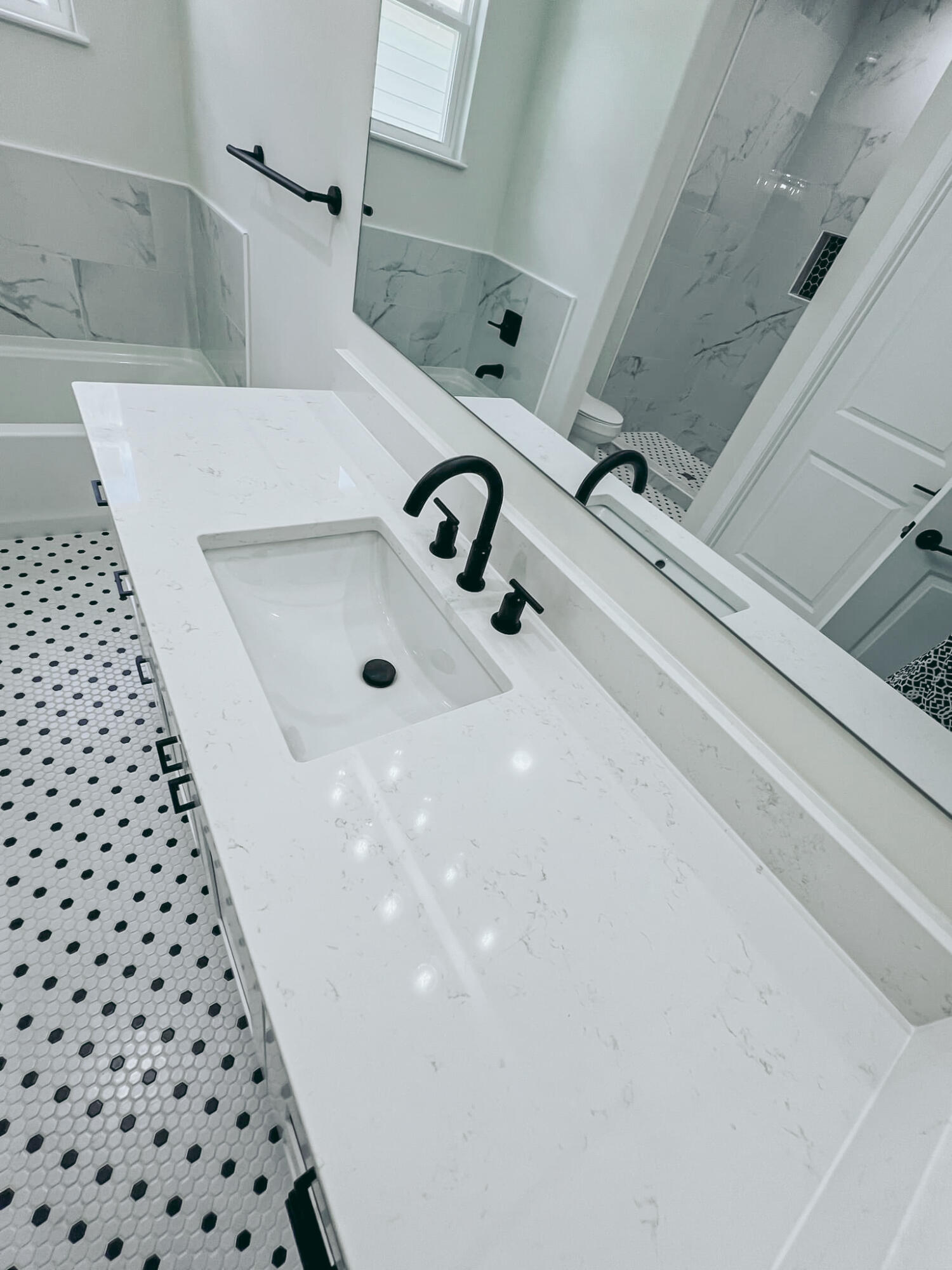 192 Caswell Branch Road Freeport, FL 32439 - Photo 11 of 21 master vanity