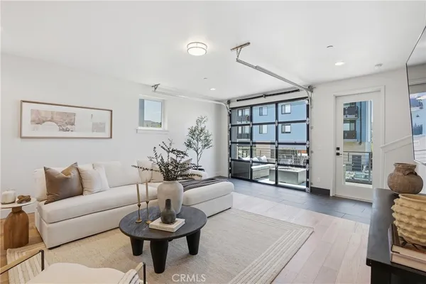 $949,000 | 2460 Victoria, Unit 104, San Luis Obispo, CA 93401