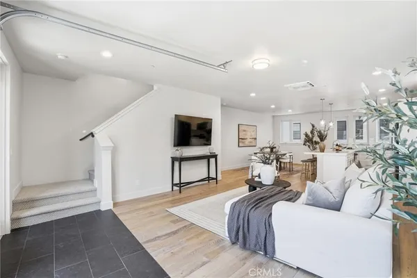 $949,000 | 2460 Victoria, Unit 104, San Luis Obispo, CA 93401