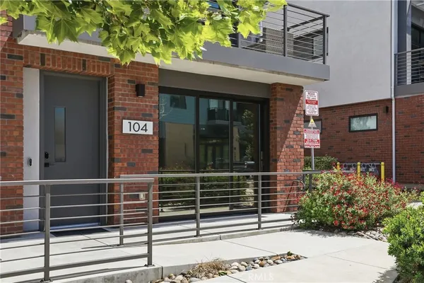 $949,000 | 2460 Victoria, Unit 104, San Luis Obispo, CA 93401