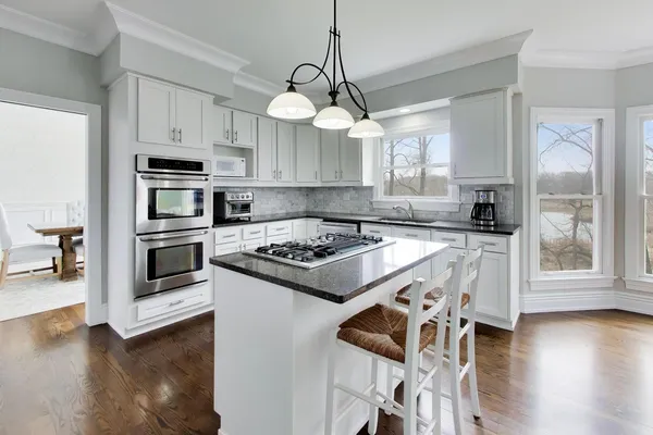 $1,074,900 | 207 Lions Court, Lake Zurich, IL 60047