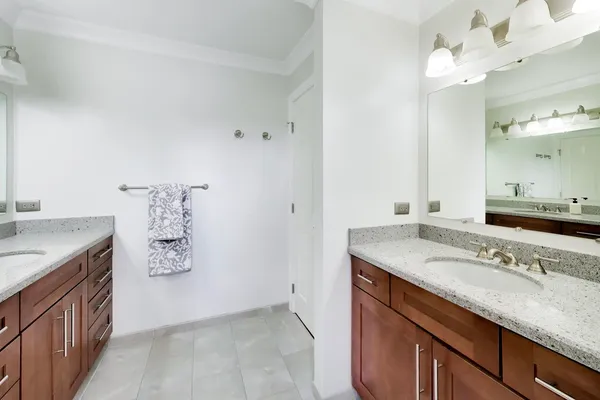 $1,074,900 | 207 Lions Court, Lake Zurich, IL 60047