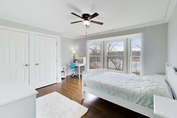 $1,074,900 | 207 Lions Court, Lake Zurich, IL 60047