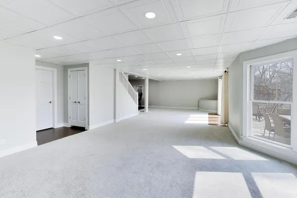 $1,074,900 | 207 Lions Court, Lake Zurich, IL 60047
