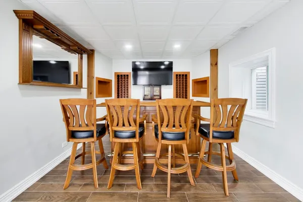 $1,074,900 | 207 Lions Court, Lake Zurich, IL 60047