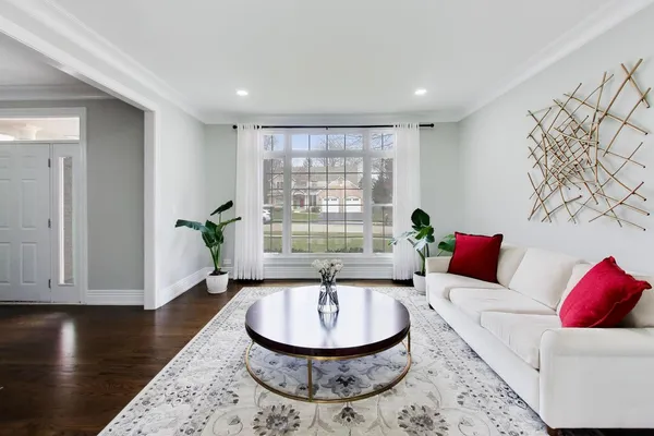 $1,074,900 | 207 Lions Court, Lake Zurich, IL 60047