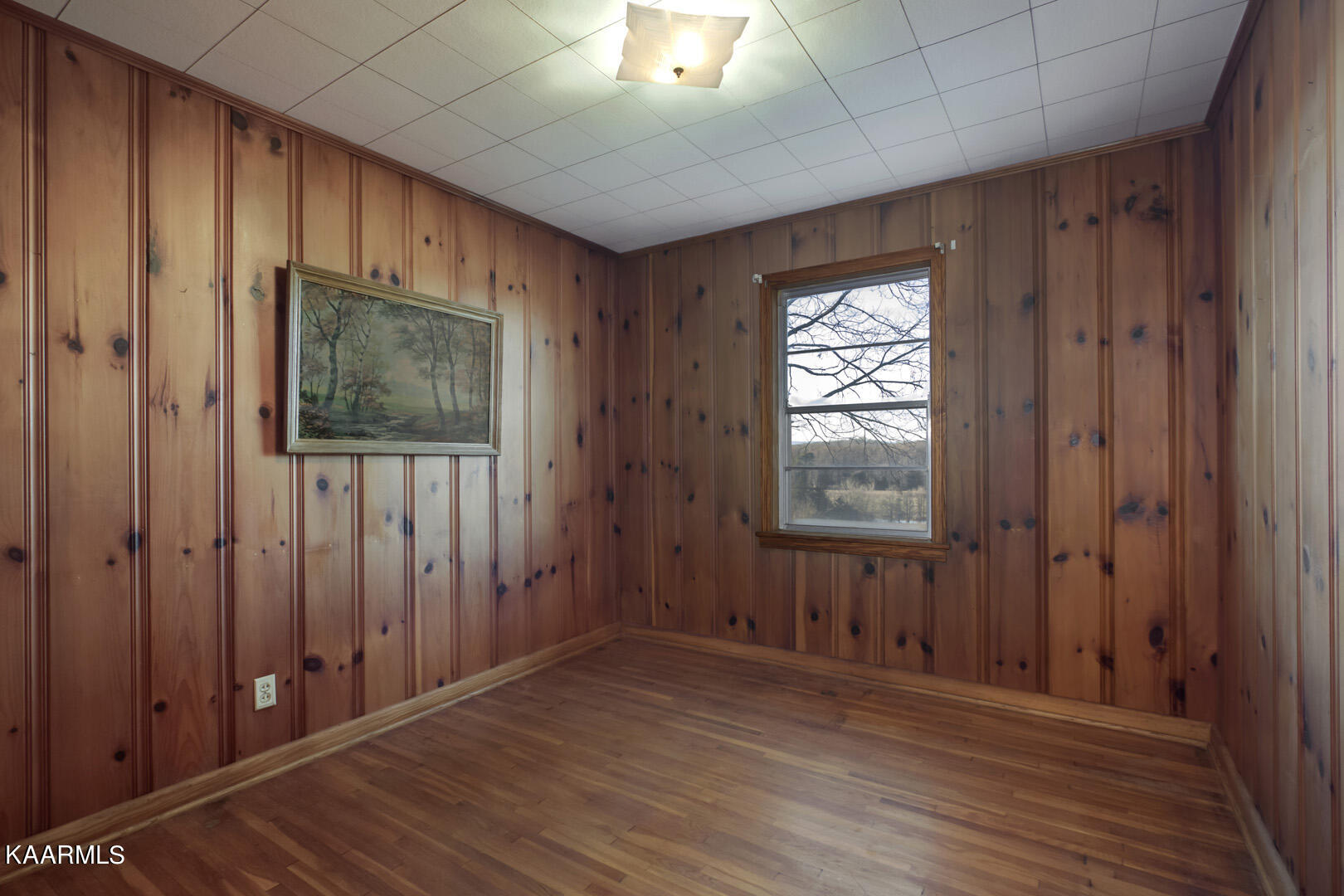 1445 Lower River Road Decatur, TN 37322 - Photo 21 of 28 21_LowerRiverRd_1445_Bedroom3_01