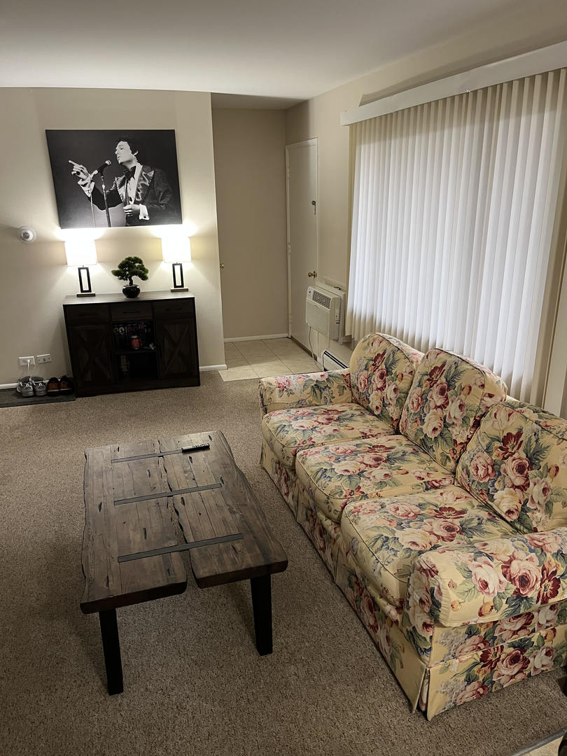2404 Algonquin Road, Unit 5 Rolling Meadows, IL 60008 - Photo 7 of 27