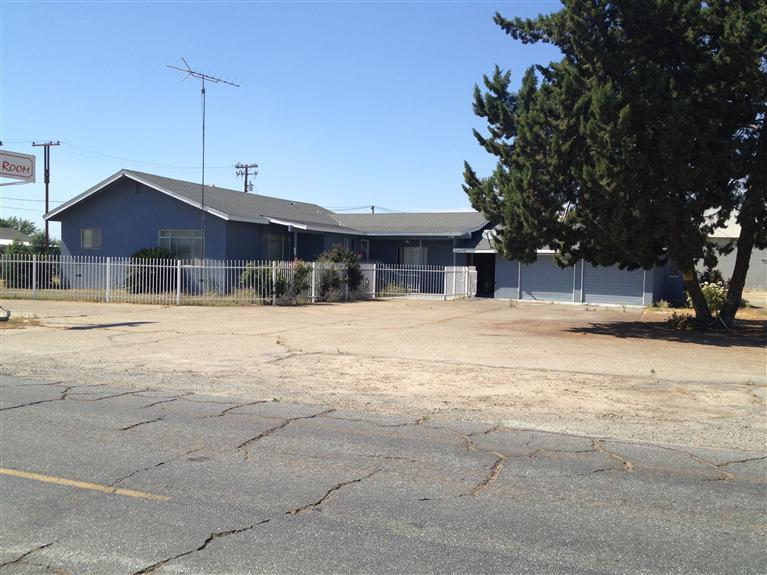 5712 Ave 430 Reedley, CA 93654 - Photo 1 of 7