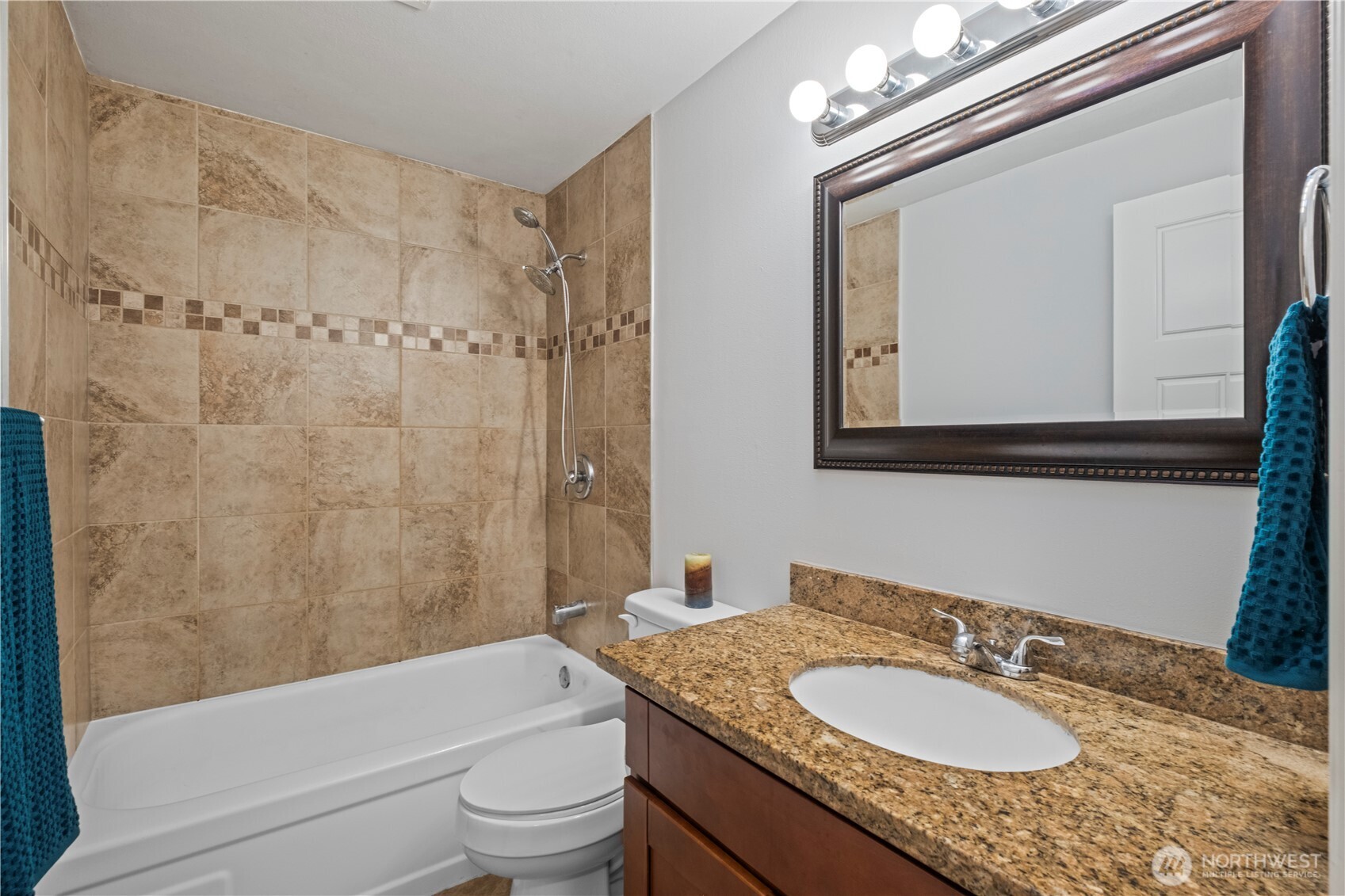 1123 Southwest 144th Street Burien, WA 98166 - Photo 15 of 31