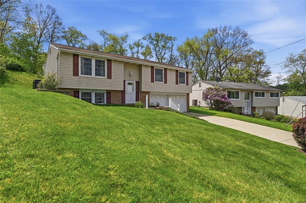 487 Tivoli Road Pittsburgh, PA 15239 - Photo 2 of 33 WELL LANDSCAPED
