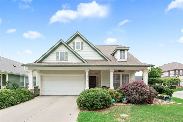$345,000 | 709 Creek Walk Place, Arlington, TX 76015