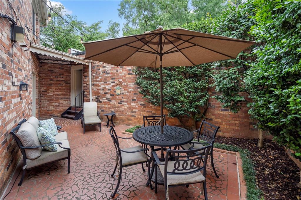 2455 Leafgate Road Decatur, GA 30033 - Photo 14 of 18