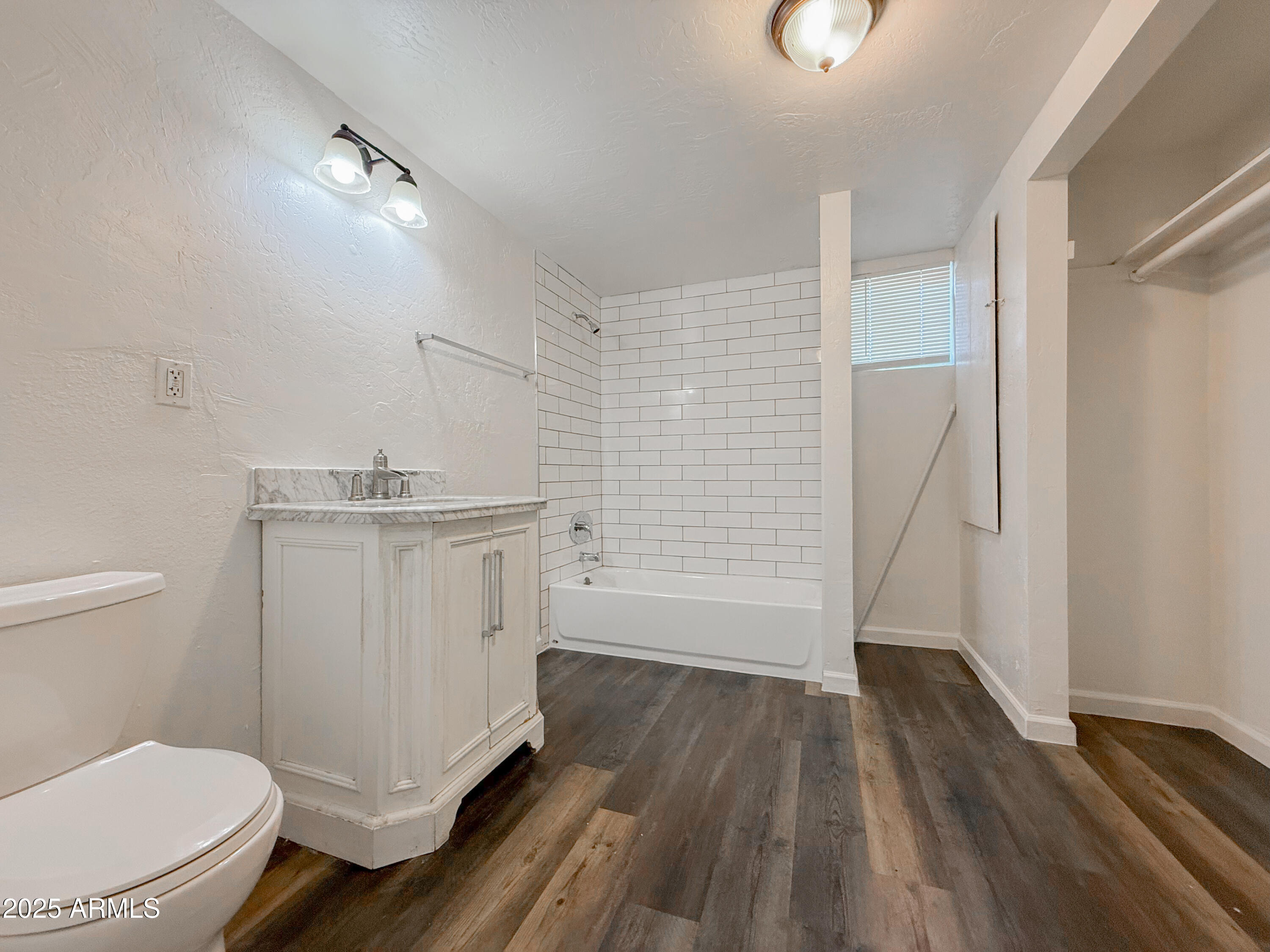 2615 West Augusta Avenue, Unit 2 Phoenix, AZ 85051 - Photo 9 of 10 IMG_8997