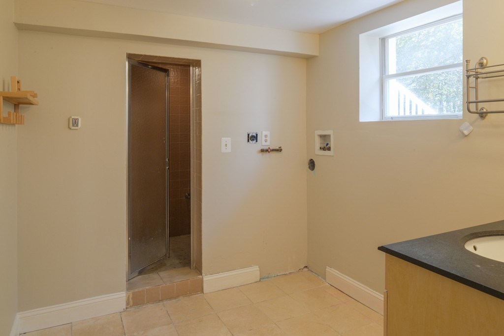 315 Rice Avenue Revere, MA 02151 - Photo 18 of 28 Gallery Image 18