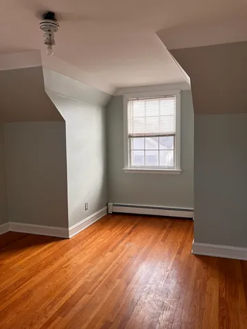 $2,000 | 6550 West Ebinger Drive, Unit 2, Niles, IL 60714