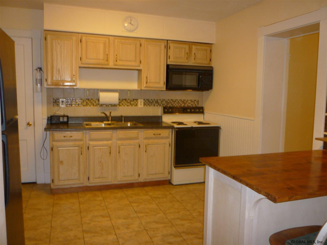 4 Lawrence Street Rensselaer, NY 12144 - Photo 6 of 23 Photo 6