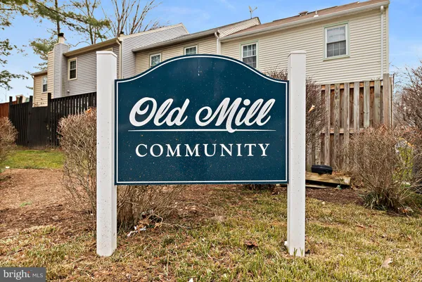 $3,350 | 9553 Cherry Oak Court, Burke, VA 22015