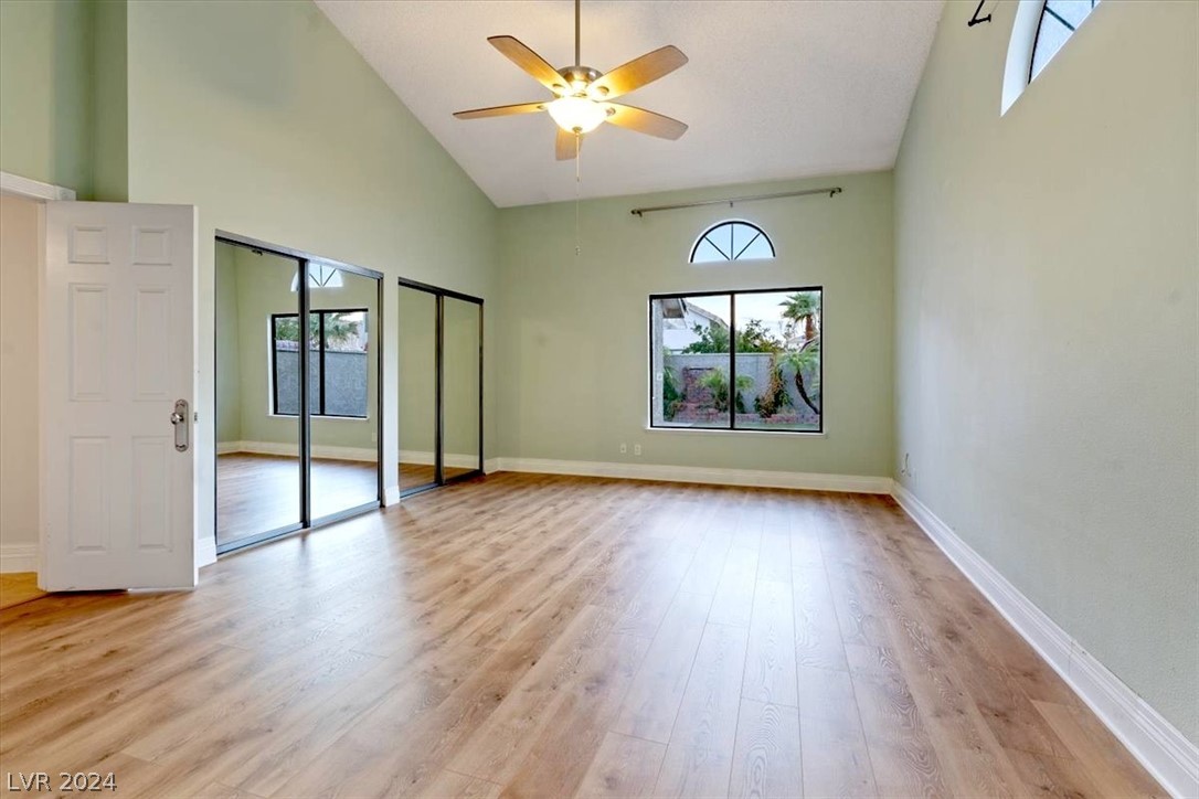 375 Rushing Creek Court Henderson, NV 89014 - Photo 20 of 37 Huge Master Bed