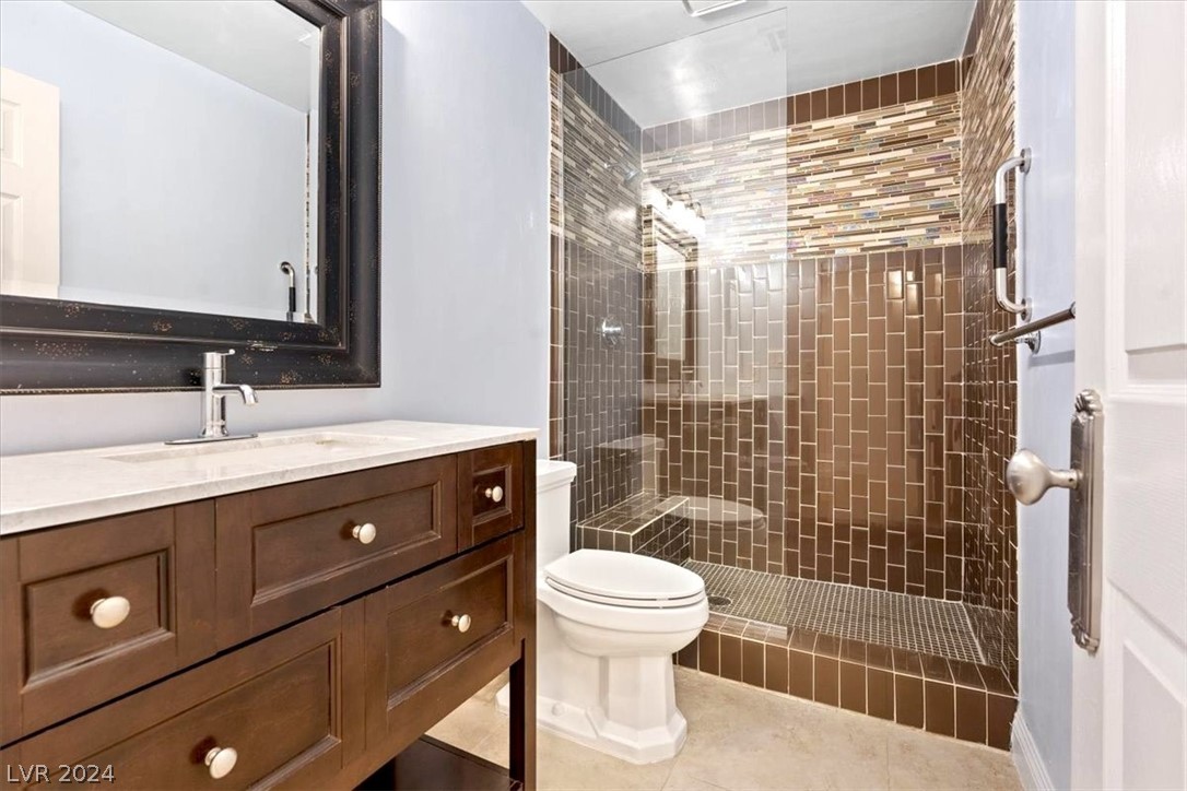375 Rushing Creek Court Henderson, NV 89014 - Photo 28 of 37 Beautiful 2nd Bath