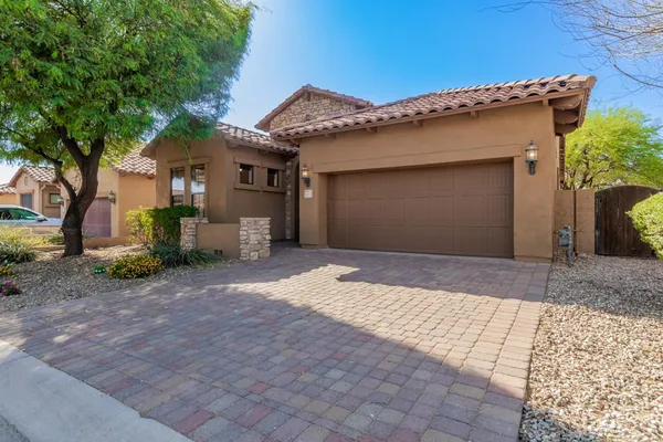 $2,800 | 6850 East Pearl Street, Mesa, AZ 85207