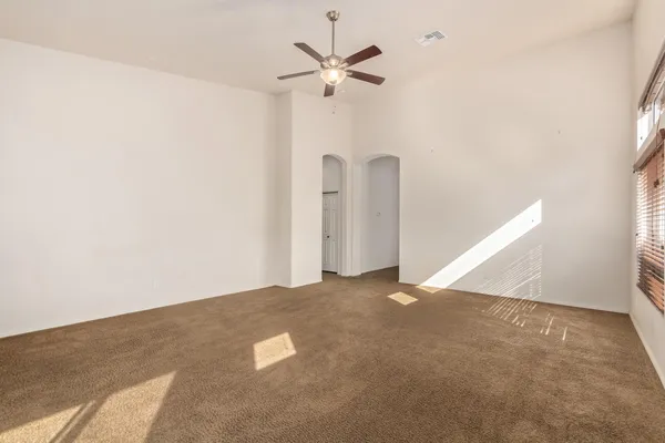 $2,800 | 6850 East Pearl Street, Mesa, AZ 85207