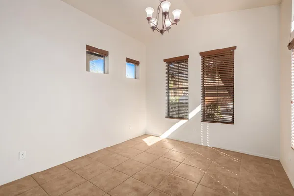 $2,800 | 6850 East Pearl Street, Mesa, AZ 85207