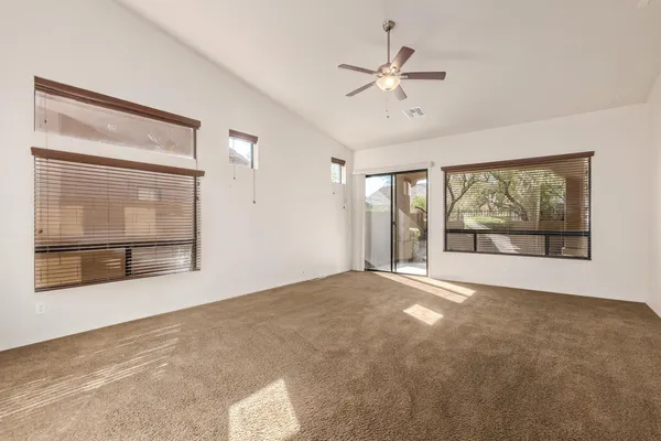 $2,800 | 6850 East Pearl Street, Mesa, AZ 85207