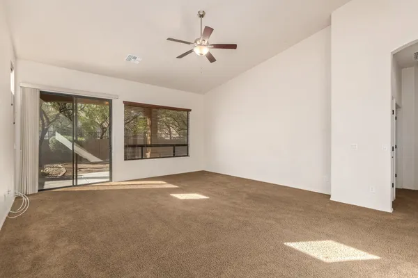 $2,800 | 6850 East Pearl Street, Mesa, AZ 85207