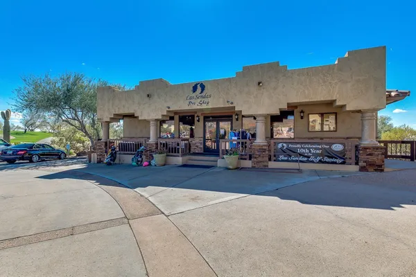 $2,800 | 6850 East Pearl Street, Mesa, AZ 85207
