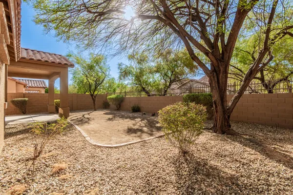 $2,800 | 6850 East Pearl Street, Mesa, AZ 85207