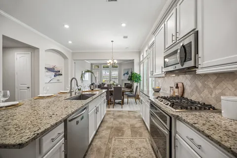 $445,000 | 3002 Golden Honey Lane, Richmond, TX 77406