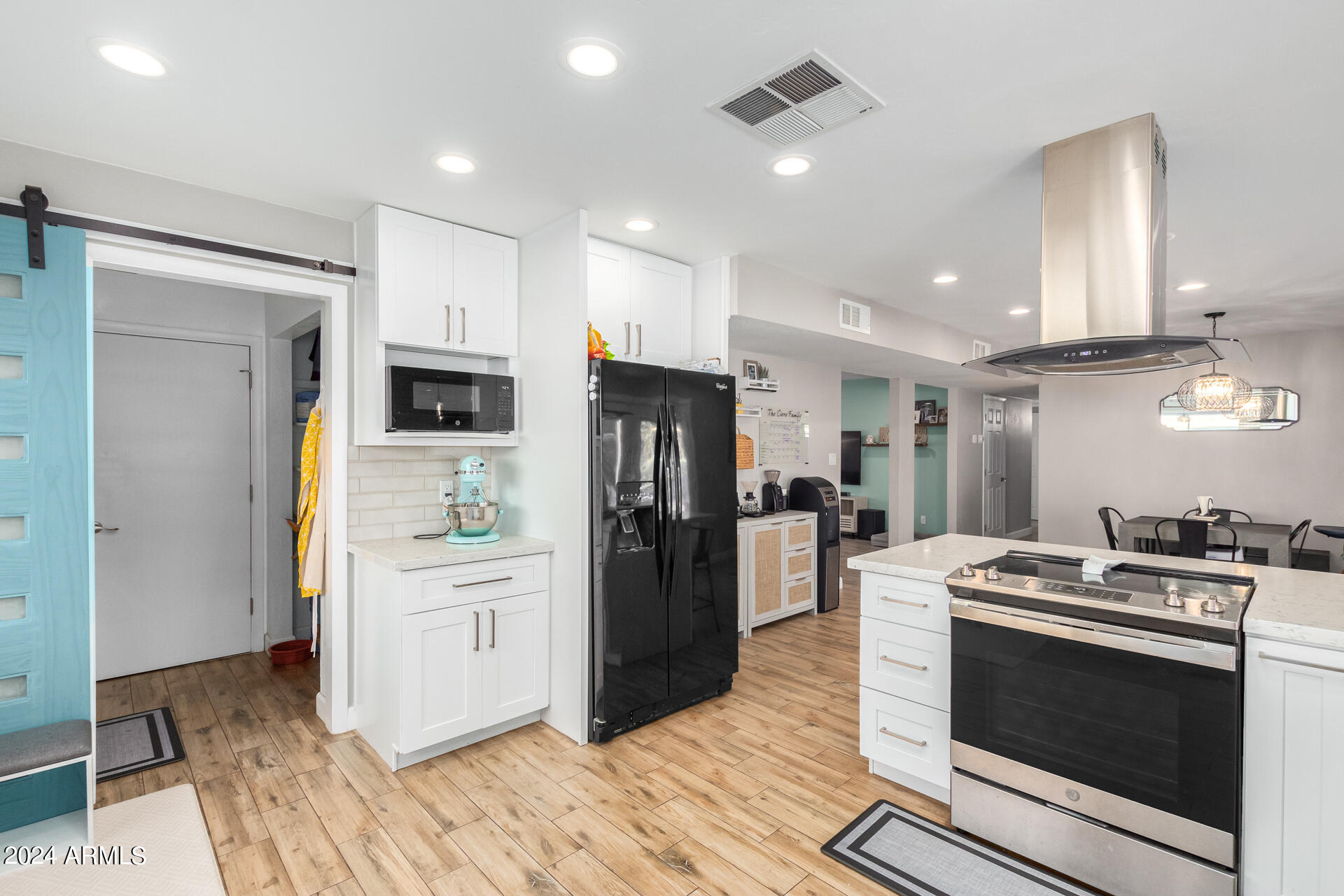 1426 West Utopia Road Phoenix, AZ 85027 - Photo 17 of 39 0018-18-Utopia