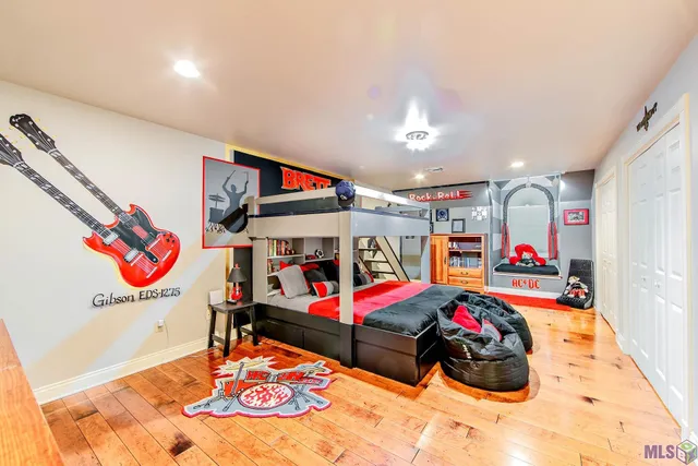 $1,250,000 | 188 Brady Bunch Lane, Lockport, LA 70374