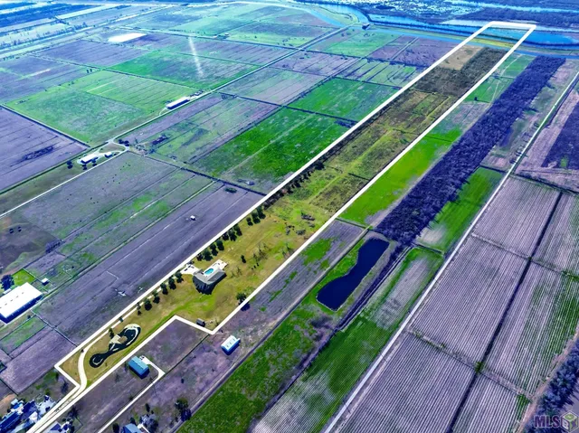 $1,250,000 | 188 Brady Bunch Lane, Lockport, LA 70374